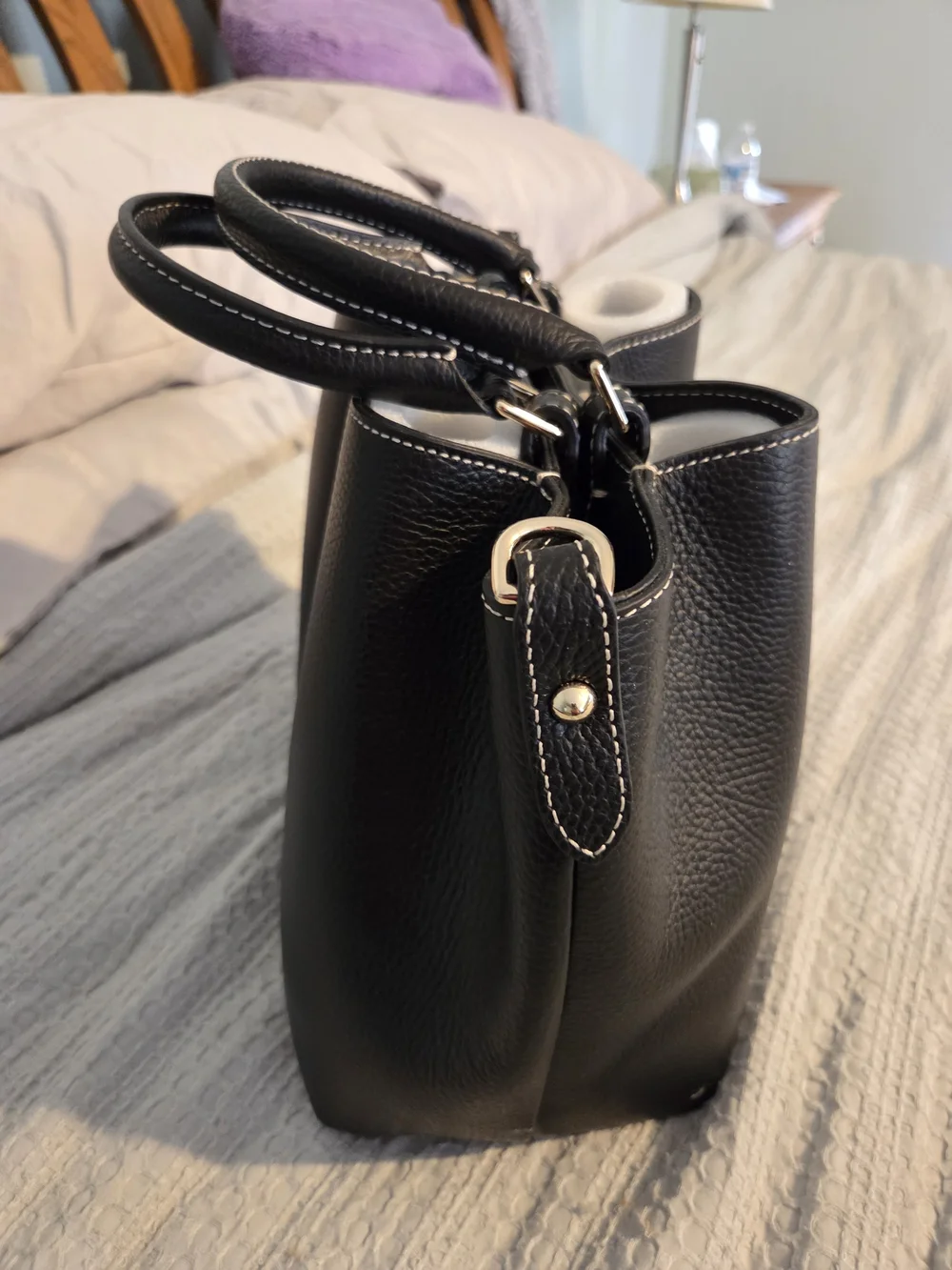 EUC Dooney & Bourke Black Lucca Leather Barlow Bag